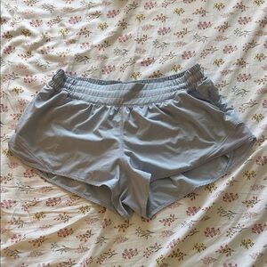 LULULEMON hotty hot 2.5 shorts